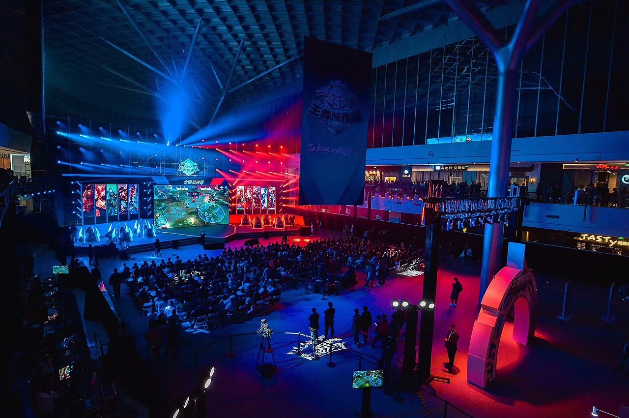 真不是选手在演，CSGO这个影响BUG的局势两年都没修好