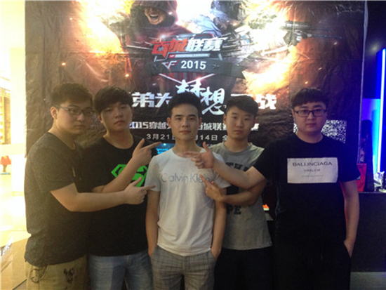 LoL Esports官方：Xiaohu选手八次打进世界赛，仅缺席2020年S赛