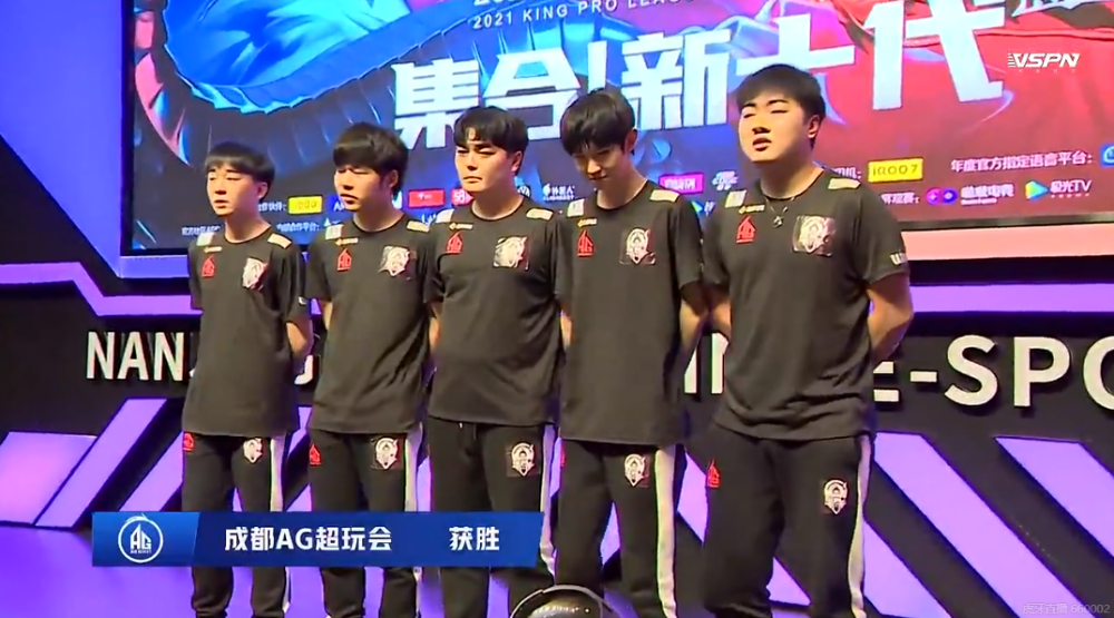 21点你是不是一直在乱要牌（玩21点时你是不是总在乱要牌？）
